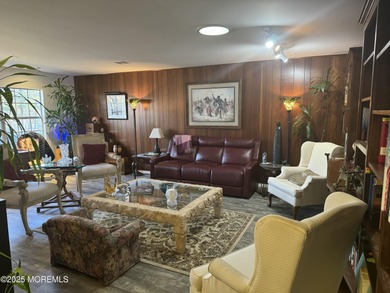 Location!! Beautifully updated Regency model within walking on Greenbriar Woodlands in New Jersey - for sale on GolfHomes.com, golf home, golf lot