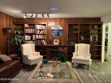 Location!! Beautifully updated Regency model within walking on Greenbriar Woodlands in New Jersey - for sale on GolfHomes.com, golf home, golf lot