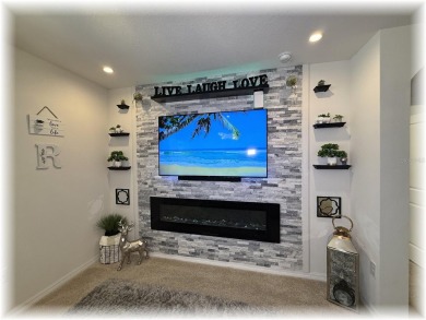 SE - DIRECTLY ON THE GOLF COURSE - WITH LOTS OF SMART HOME on Lake Diamond Golf and Country Club in Florida - for sale on GolfHomes.com, golf home, golf lot