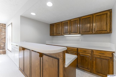 Tim Salzbrenner, M: , tsalzbrenner,   - Enjoy resort-style on Oak Hills Country Club in Nebraska - for sale on GolfHomes.com, golf home, golf lot