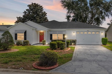 Furnished and no bond!  Welcome to this beautifully maintained 2 on Glenview Championship Golf and Country Club in Florida - for sale on GolfHomes.com, golf home, golf lot