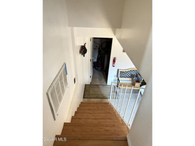 Location... Location... Location, this beautifully 3 bedroom, 2 on Big Bear Mountain Ski and Golf Resort in California - for sale on GolfHomes.com, golf home, golf lot