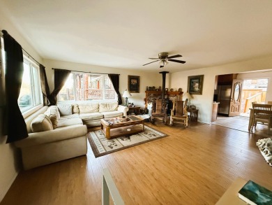 Location... Location... Location, this beautifully 3 bedroom, 2 on Big Bear Mountain Ski and Golf Resort in California - for sale on GolfHomes.com, golf home, golf lot