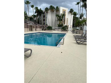 This stunning 1 bedroom, 1 bath condo offers 710 square feet of on Doral Golf Resort in Florida - for sale on GolfHomes.com, golf home, golf lot
