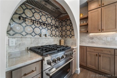 MOTIVATED SELLER! This stunning 5,500 sq ft home offers a blend on The Club At Porto Cima in Missouri - for sale on GolfHomes.com, golf home, golf lot