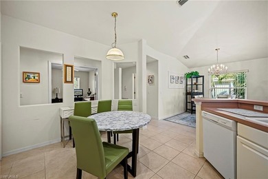 This end-unit residence offers 2 bedrooms plus a den and 2 full on Colonial Country Club in Florida - for sale on GolfHomes.com, golf home, golf lot