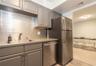 Beautifully remodeled 2/2 condo located in the desirable Park on Pembroke Lakes Golf Club in Florida - for sale on GolfHomes.com, golf home, golf lot
