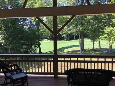 This turnkey 3 bedroom / 3.5 bath home on Trillium Ridge could on Trillium Links in North Carolina - for sale on GolfHomes.com, golf home, golf lot