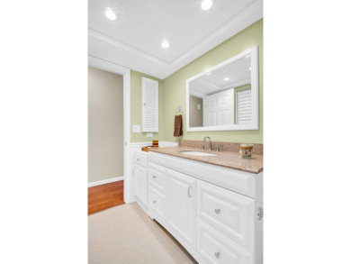 Beautifully updated villa-style condo in Palm Harbor's premier on Highland Lakes Executive Golf Course in Florida - for sale on GolfHomes.com, golf home, golf lot