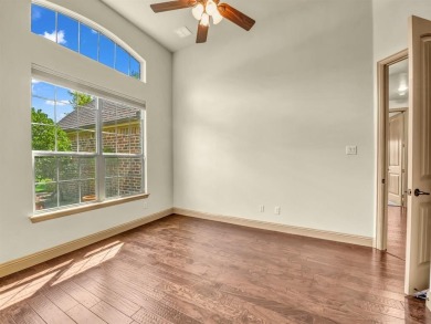 Step into this beautiful true 4-bedroom home, built in 2012 on The Golf Club At Crown Valley in Texas - for sale on GolfHomes.com, golf home, golf lot