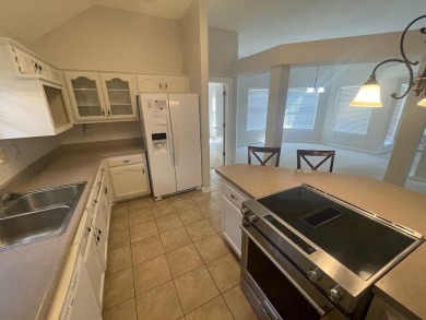 Exceptional one level home on 15th fairway of Stonebridge Golf on Stonebridge Golf Club in Tennessee - for sale on GolfHomes.com, golf home, golf lot