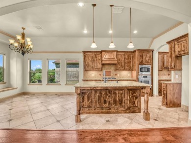 Step into this beautiful true 4-bedroom home, built in 2012 on The Golf Club At Crown Valley in Texas - for sale on GolfHomes.com, golf home, golf lot