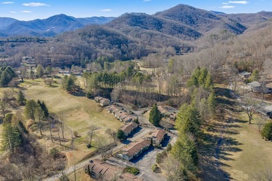 35C Mint Lake is a charming end unit offering low-maintenance on Mill Creek Country Club in North Carolina - for sale on GolfHomes.com, golf home, golf lot