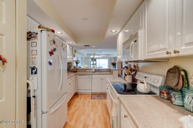WELCOME TO HARBOUR VILLAGE YACHT & GOLF CLUB! LIVE LIFE TO THE on Harbour Village Golf and Yacht Club in Florida - for sale on GolfHomes.com, golf home, golf lot