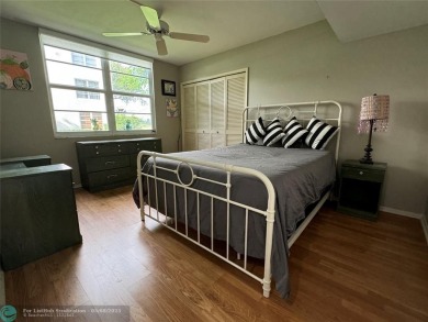 OWNER FINANCING AVAILABLE... EV ELECTRIC CHARGER  installed in on Palm-Aire Country Club and Resort - Palms in Florida - for sale on GolfHomes.com, golf home, golf lot