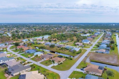 Allow the comforting ambiance of this 2019 Porter Construction on Pinemoor West Golf Club in Florida - for sale on GolfHomes.com, golf home, golf lot