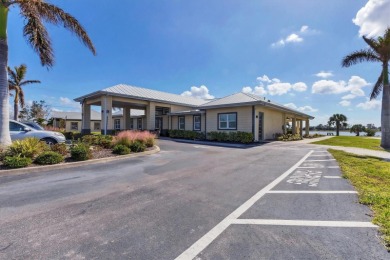 Allow the comforting ambiance of this 2019 Porter Construction on Pinemoor West Golf Club in Florida - for sale on GolfHomes.com, golf home, golf lot