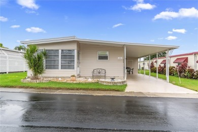 Welcome to your ideal Florida retirement retreat in the highly on Palm Hill Golf Club in Florida - for sale on GolfHomes.com, golf home, golf lot
