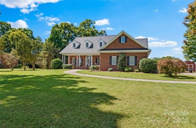 THIS HOME IS OFFERING SPECIAL FINANCING. A 2:1 INTEREST RATE on Yadkin Country Club in North Carolina - for sale on GolfHomes.com, golf home, golf lot