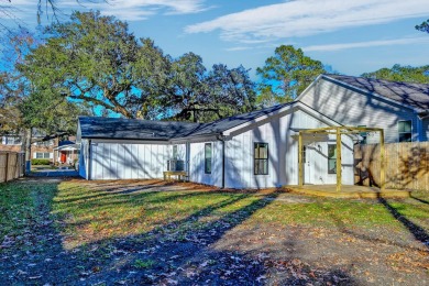 Meticulously remodeled with no HOA, this move-in ready property on Charleston Municipal Golf Course in South Carolina - for sale on GolfHomes.com, golf home, golf lot