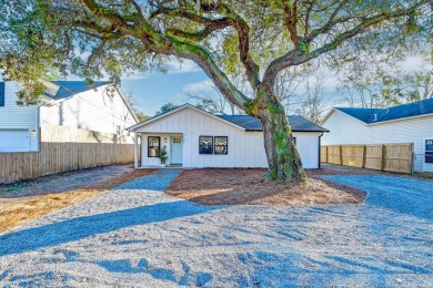 Meticulously remodeled with no HOA, this move-in ready property on Charleston Municipal Golf Course in South Carolina - for sale on GolfHomes.com, golf home, golf lot