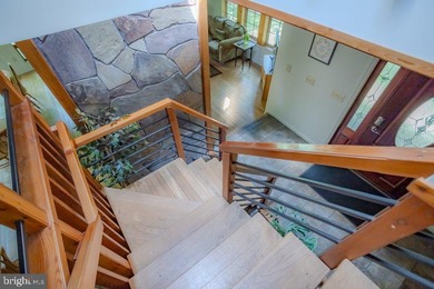 *PRICE ADJUSTMENT* Welcome to *LAKE ESCAPE* This craftsman-built on Alpine Lake Resort in West Virginia - for sale on GolfHomes.com, golf home, golf lot