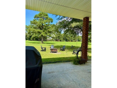 *Welcome to 1158 Doral Drive in Manning, South Carolina! This on Shannon Greens Golf Course in South Carolina - for sale on GolfHomes.com, golf home, golf lot