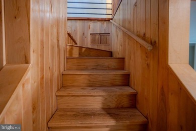 *PRICE ADJUSTMENT* Welcome to *LAKE ESCAPE* This craftsman-built on Alpine Lake Resort in West Virginia - for sale on GolfHomes.com, golf home, golf lot