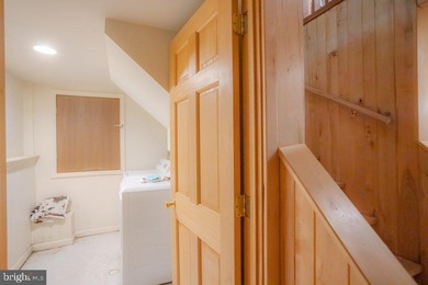 *PRICE ADJUSTMENT* Welcome to *LAKE ESCAPE* This craftsman-built on Alpine Lake Resort in West Virginia - for sale on GolfHomes.com, golf home, golf lot