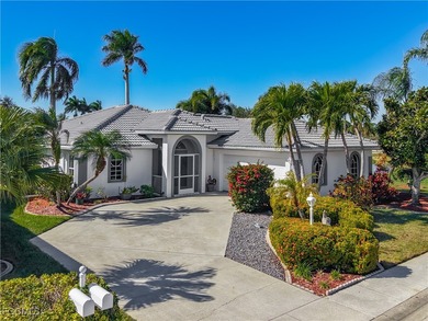 Imagine your favorite neighborhood bar just steps from your on Herons Glen Golf and Country Club in Florida - for sale on GolfHomes.com, golf home, golf lot