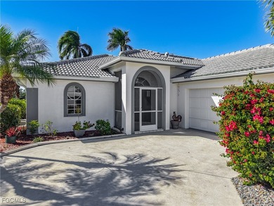 Imagine your favorite neighborhood bar just steps from your on Herons Glen Golf and Country Club in Florida - for sale on GolfHomes.com, golf home, golf lot