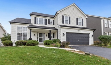 Stunning waterfront 4 bdr/2.1 bath property  available for sale on Mill Creek Golf Club in Illinois - for sale on GolfHomes.com, golf home, golf lot