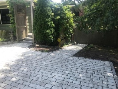 LOCATION, LOCATION, LOCATION!

Extensively renovated 2 story on Highland Links Golf Course in Massachusetts - for sale on GolfHomes.com, golf home, golf lot