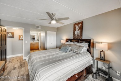 Don't miss this meticulously maintained 2 bed, 2 bath condo in on Mallards Landing Golf Course in Florida - for sale on GolfHomes.com, golf home, golf lot