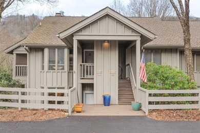 This beautifully updated condo is truly move-in ready-just bring on Highlands Falls Country Club in North Carolina - for sale on GolfHomes.com, golf home, golf lot