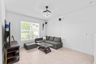 Seller offering $10,000 credit toward buyer closing costs with on Fountains Golf and Country Club in Florida - for sale on GolfHomes.com, golf home, golf lot