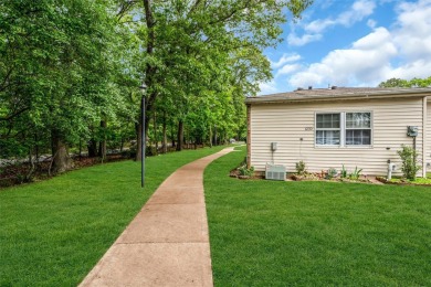 Welcome to 423 D Woodbridge, Ridge, a delightful one-bedroom on Leisure Village Golf Course in New York - for sale on GolfHomes.com, golf home, golf lot