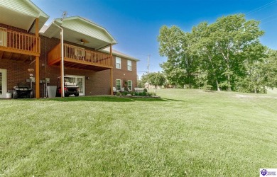 Discover comfort and style in this spacious 3-bedroom on Hillcrest Country Club in Kentucky - for sale on GolfHomes.com, golf home, golf lot