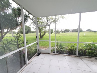 Best priced large unit in sought after Palm Aire CC! Very on Palm-Aire Country Club and Resort - Palms in Florida - for sale on GolfHomes.com, golf home, golf lot