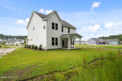 Stunning Carling Floor Plan - Approx. 2,481 Heated Sq Ft  
4 on Carolina Colours Golf Club in North Carolina - for sale on GolfHomes.com, golf home, golf lot