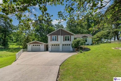 Welcome to this charming Ranch home in the desirable Doe Valley on Doe Valley Country Club in Kentucky - for sale on GolfHomes.com, golf home, golf lot