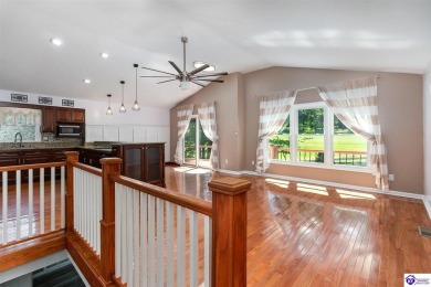 Welcome to this charming Ranch home in the desirable Doe Valley on Doe Valley Country Club in Kentucky - for sale on GolfHomes.com, golf home, golf lot