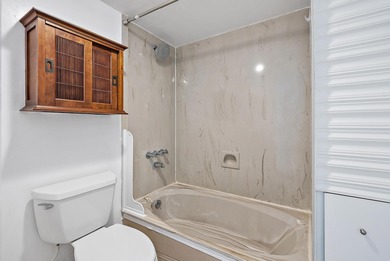 BUYER INCENTIVES AVAILABLE (rate buy-down/closing costs credit on North Palm Beach Country Club in Florida - for sale on GolfHomes.com, golf home, golf lot