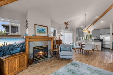 One if the best townhome views in Eagle Crest! This tastefully on Eagle Crest Golf Resort - Resort Course in Oregon - for sale on GolfHomes.com, golf home, golf lot