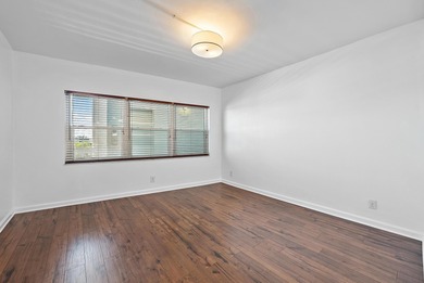 BUYER INCENTIVES AVAILABLE (rate buy-down/closing costs credit on North Palm Beach Country Club in Florida - for sale on GolfHomes.com, golf home, golf lot