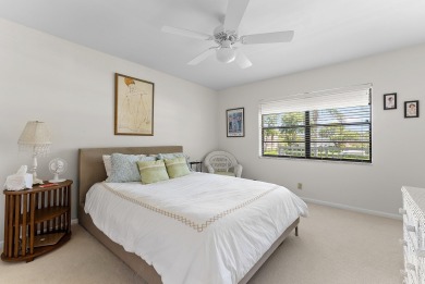 This spacious, sun-filled 2nd-floor condo showcases breathtaking on Hunters Run Golf and Country Club in Florida - for sale on GolfHomes.com, golf home, golf lot