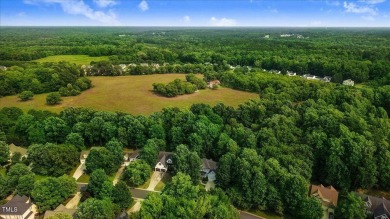 Wonderful 4BD/3.5BA Home in Clayton's Prestigious Glen Laurel on The Neuse Golf Club in North Carolina - for sale on GolfHomes.com, golf home, golf lot