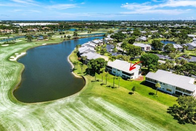 This spacious, sun-filled 2nd-floor condo showcases breathtaking on Hunters Run Golf and Country Club in Florida - for sale on GolfHomes.com, golf home, golf lot