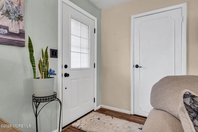 What a beautiful End unit Home! Totally redone w/ updated on Leisure Village West Assoc. in New Jersey - for sale on GolfHomes.com, golf home, golf lot