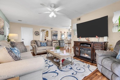 What a beautiful End unit Home! Totally redone w/ updated on Leisure Village West Assoc. in New Jersey - for sale on GolfHomes.com, golf home, golf lot